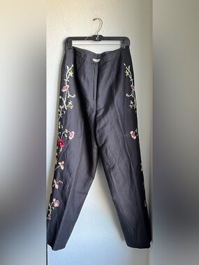 I.S.C Linen Blend Floral Embroidered Pants